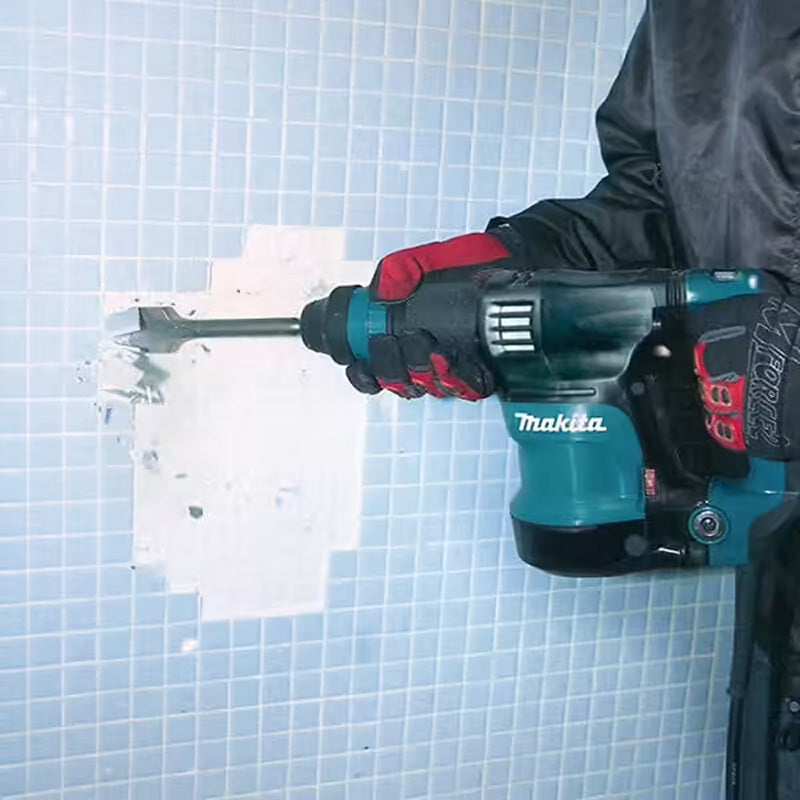 Piqueur burineur MAKITA HK1820 SDS-Plus 550W 3,1J en coffret