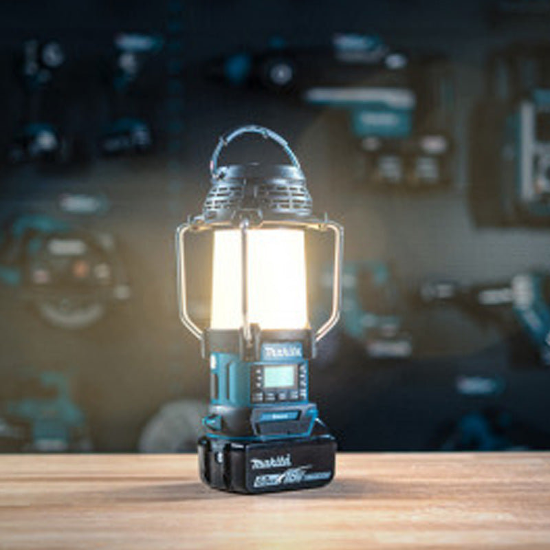 Radio avec lanterne LED LXT ® Makita Adventure DMR056 14,4 à 18 V Li-Ion - Usb- Bluetooth - DAB - Produit seul