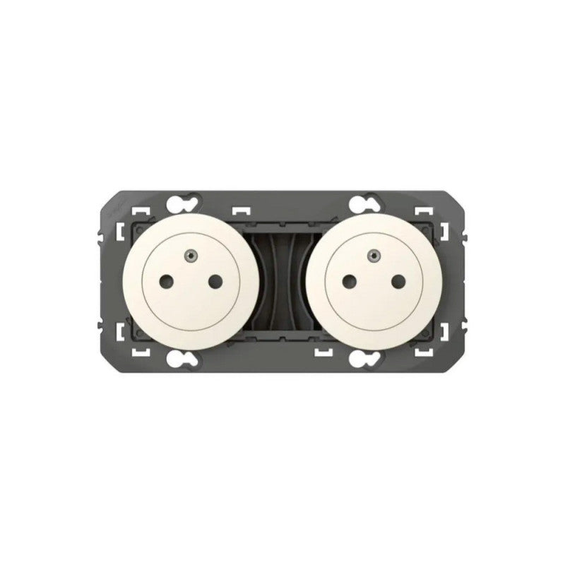 Double prise de courant 2P+T Surface dooxie 16A précâblées finition blanc LEGRAND
