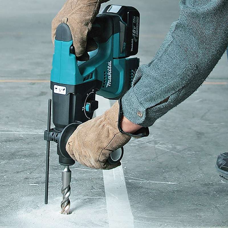 Perfo-burineur MAKITA DHR243RTJW SDS-Plus 18V Li-Ion (2x5Ah) 24 mm
