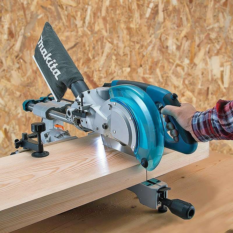 Scie à onglet radiale MAKITA LS0815FLN - 1400W - Ø 216mm