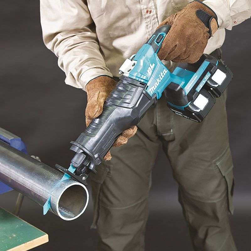 Scie sabre MAKITA DJR360Z - 36V (2x18V) - Li-Ion (vendu sans batterie)