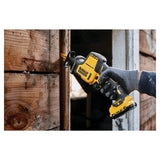 Scie sabre compacte 12V DEWALT DCS312D2-QW Brushless avec coffret et 2 batteries 2,0 Ah