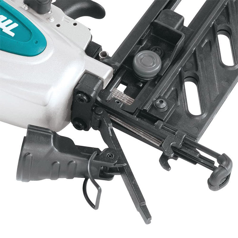 Cloueur pneumatique MAKITA AF601 8,3 bar 25 à 64 mm