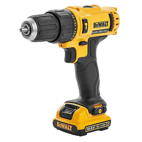 Pack 2 outils 18V DEWALT DCK211D2T-QW : perceuse DCD710 et boulonneuse DCF815 avec coffret et 2 batteries 2,0 Ah