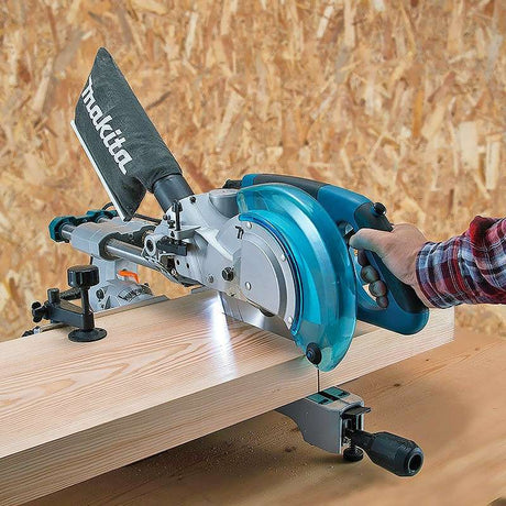 Scie à onglet radiale MAKITA LS0815FLN - 1400W - Ø 216mm